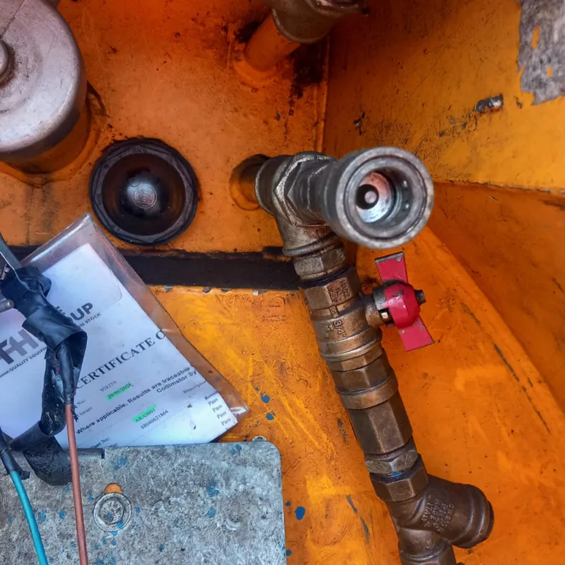 Western Global (S10ART) Site Tow Diesel Box Cube C/w 12v Pump (950 Ltr) 2014